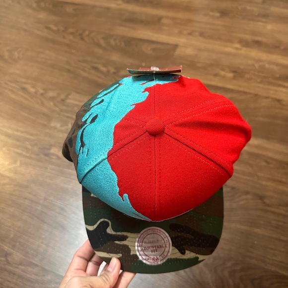 Vancouver Grizzlies Splash Camo Snapback - BRAND NEW Mitchell & Ness DeadStock - Picture 8 of 9